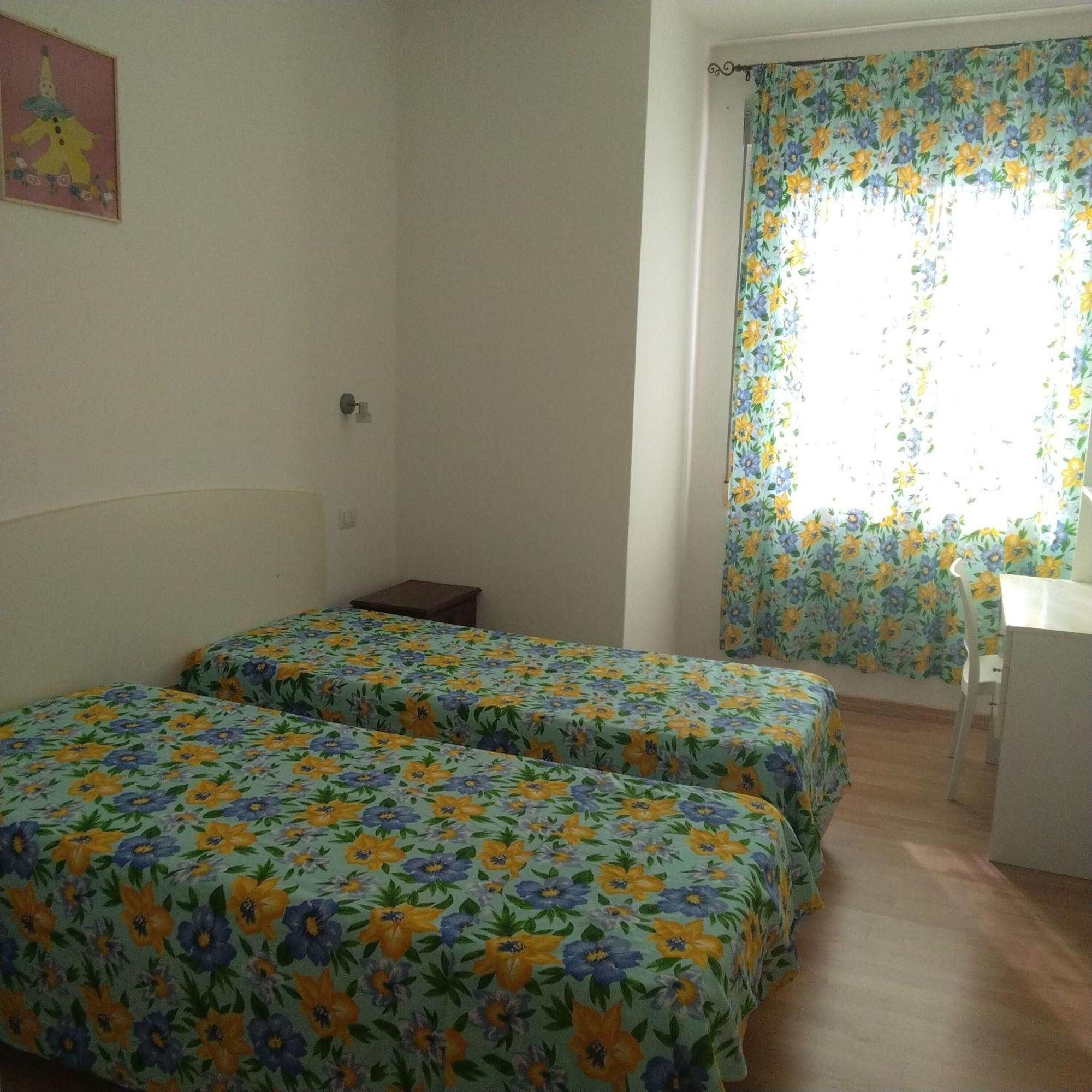 Portoghesi Apt アルバタクス エクステリア 写真